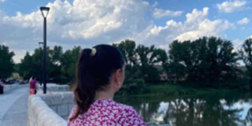 Cruzando el puente de la sanación: integrar el trauma emocional, trascender el pasado y construir la vida que deseamos